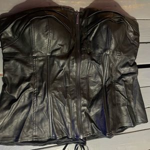 3X Torrid faux leather corset